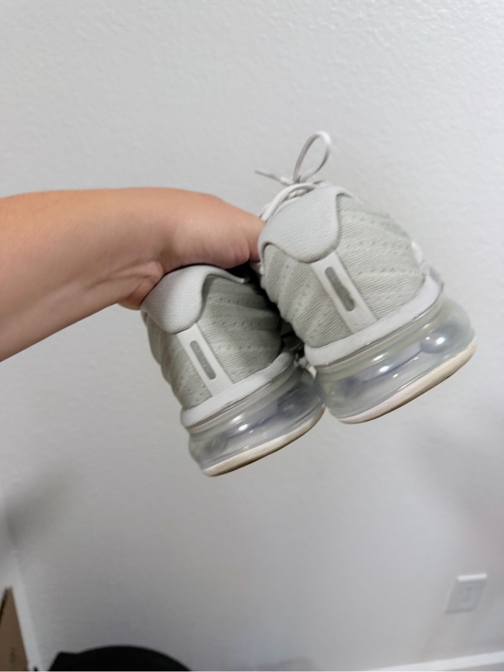 Nike Light Grey and Silver Air Max Running Shoe - Picture 8 of 9